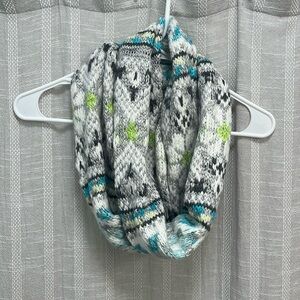 Aeropostale winter wrap scarf